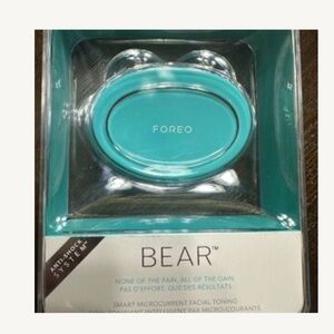 FOREO BEAR Facial Toning Device in Aqua